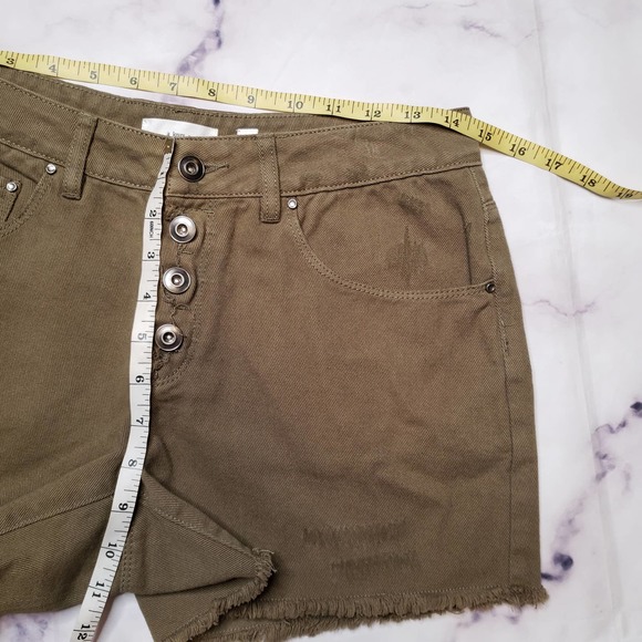 A LOVES A distressed fringe shorts 27 - Picture 7 of 9